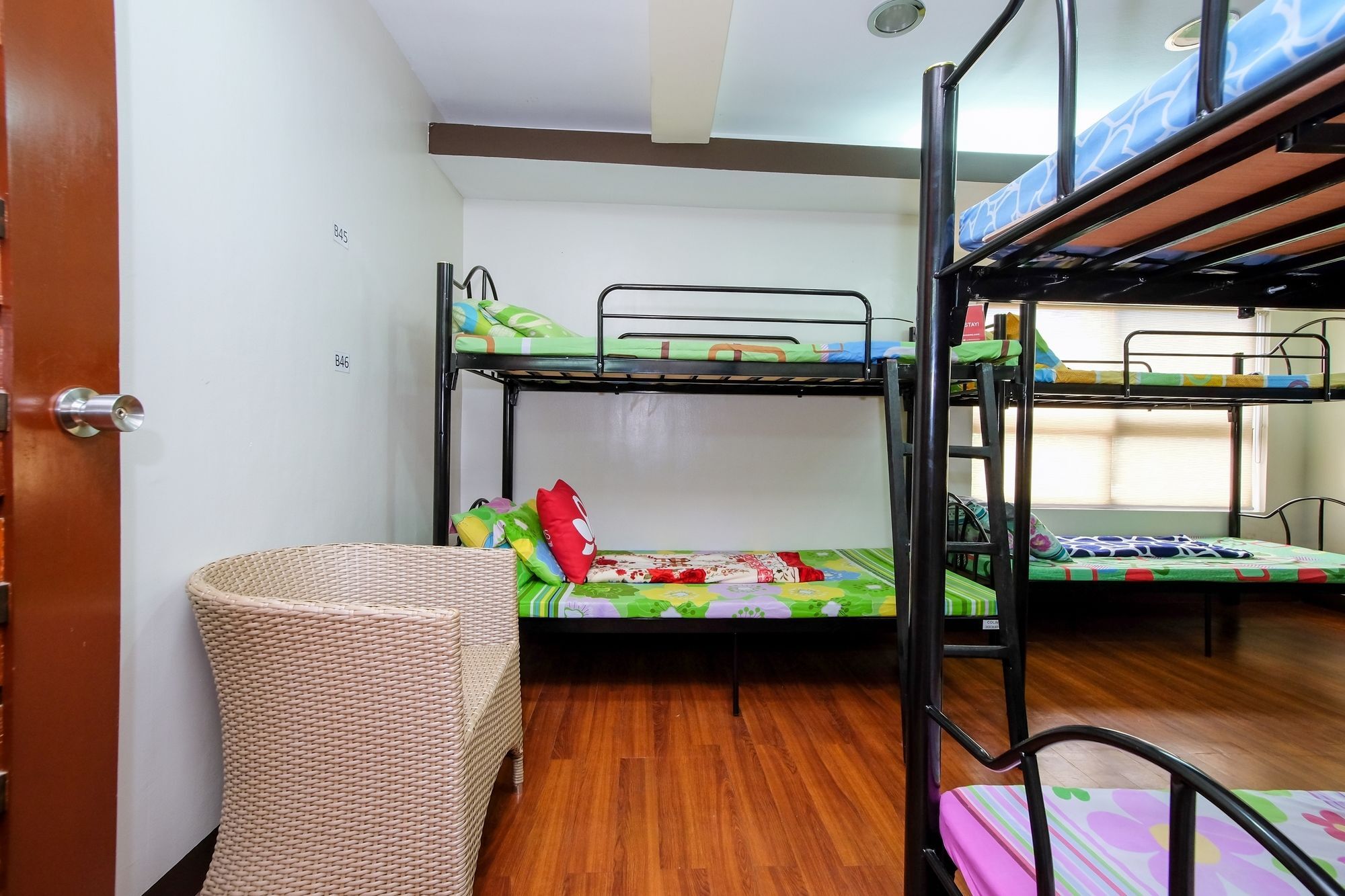 מנילה Zen Hostel Quirino Ave. Malate מראה חיצוני תמונה