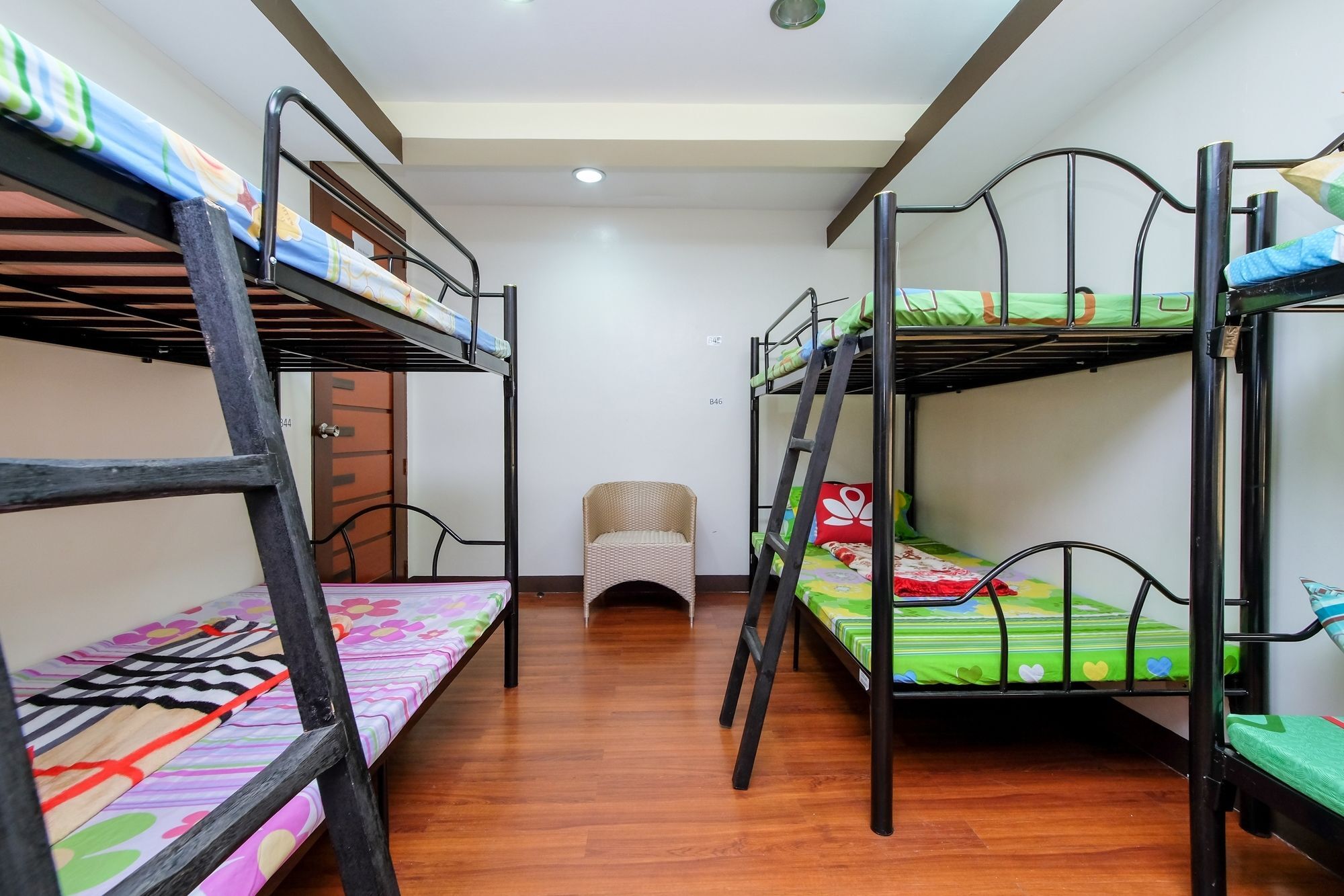 מנילה Zen Hostel Quirino Ave. Malate מראה חיצוני תמונה
